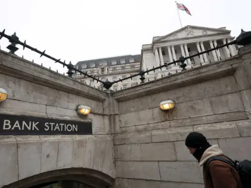 Bank of England Resumes Monetary Easing by Cutting Key Rate to 4.5%