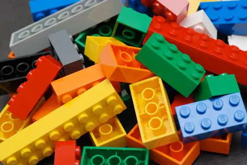 Criticism Arises Against Science Museum for Alleged Promotion of Gender Stereotypes Through Lego