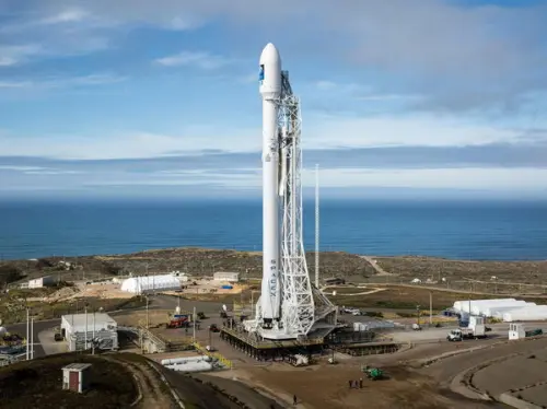 SpaceX to Launch Two Moon Missions on One Rocket