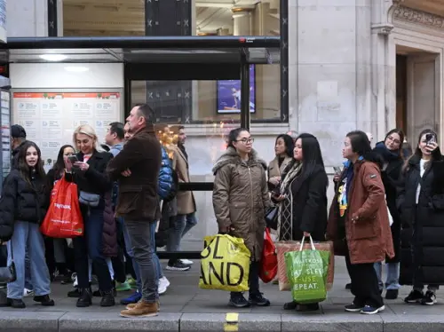 December ONS Figures Reveal Unexpected Drop in Retail Sales