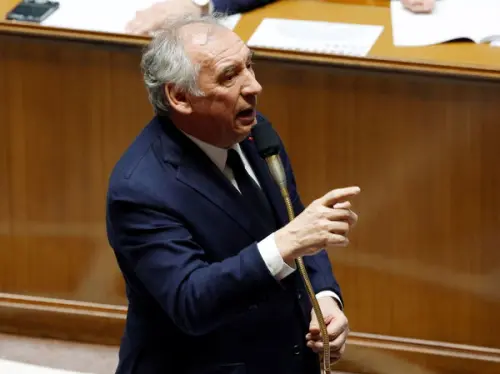 France Prepares for Political Showdown as New Prime Minister Pushes Budget Legislation