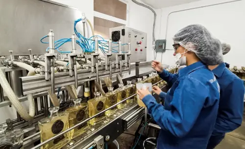 Challenges Faced by Mexican Tequila Producers Amid Threat of US Tariffs