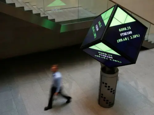 London's FTSE 100 Index Reaches Record High