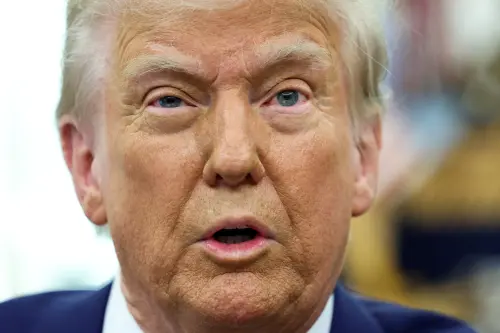 Trump Advocates for Russia's Reinstatement in G7