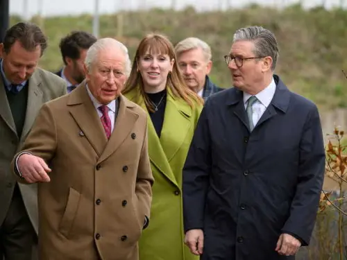 Starmer Outlines Plans for 10,000 New Homes in Towns