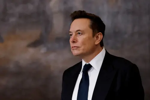 Royal Society of the UK to Address Fellow Behavior in Light of Musk Controversy