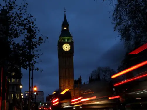 UK to Introduce Digital Driving Licences