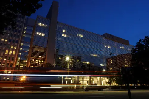 World Bank to Decentralize Operations, Relocate Regional VPs to Overseas Hubs