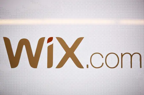 Wix.com Exceeds Profit Forecasts, Forecasts $2 Billion Revenue by 2025