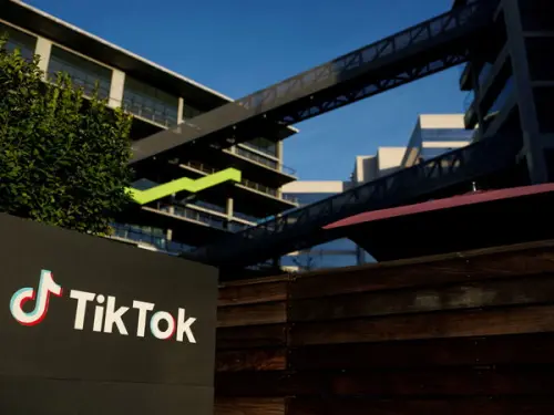 TikTok Threatens Shutdown on Sunday Without Firm Assurances