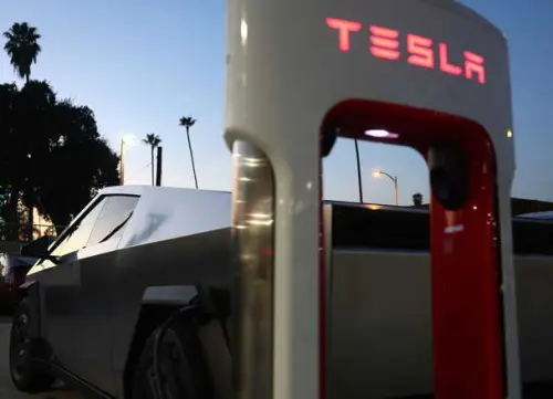 Global Surge in Vandalism Targeting Tesla Owners, Charging Stations, and Dealerships