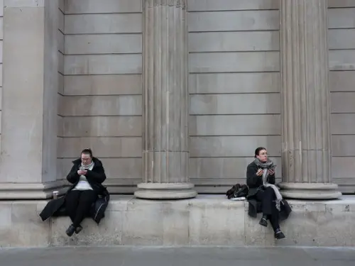 Official Figures Show Rising Wage Growth and Jobless Rate