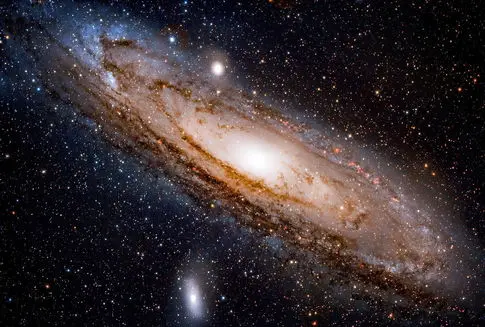 Hubble Captures Largest Photomosaic of the Andromeda Galaxy
