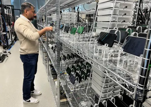 Apple Unveils Its Initial Custom Modem Chip, Moving from Qualcomm