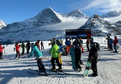 Swiss Tourism Recovers with Record Figures after Weather and Pandemic Challenges