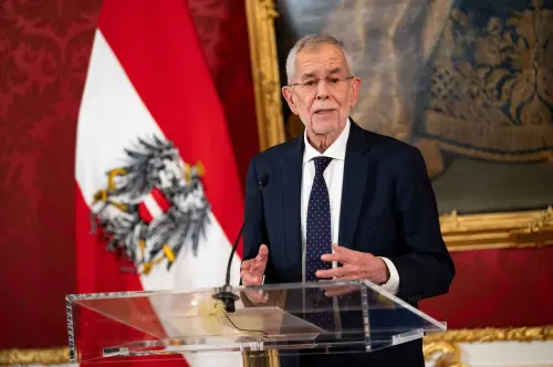 Austria Shifts to Centrist Coalition as Far Right Falters