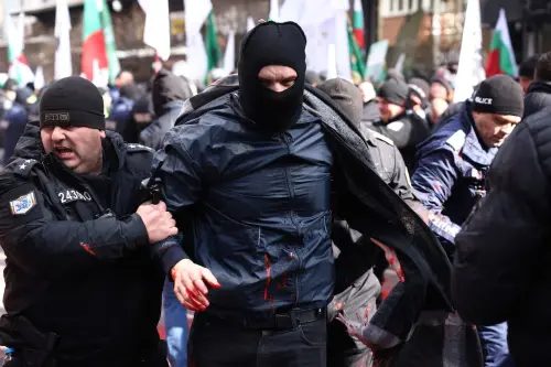 Anti-Euro Protesters in Bulgaria Attempt to Storm EU Mission