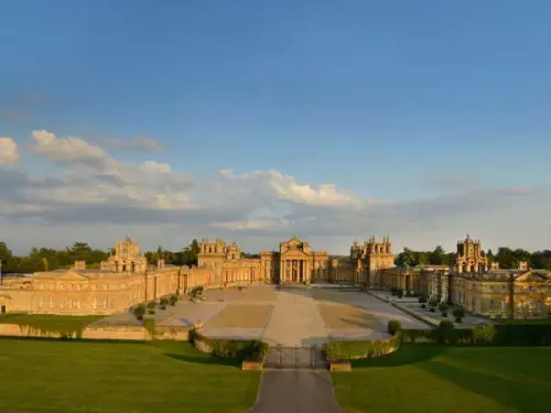 Court Hears: Thieves Steal £2.8m Gold Toilet from Blenheim Palace in 5 Minutes