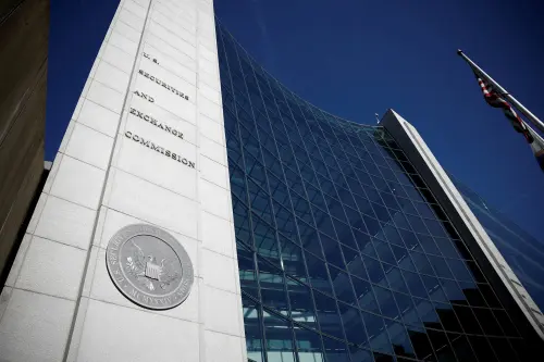 US SEC Plans to Reduce Regional Directors Amid Preparation for DOGE Investigation