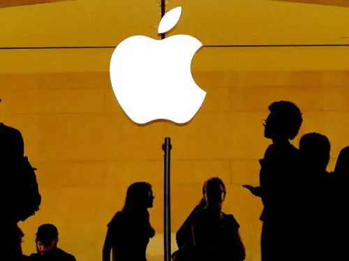Shareholders Decline Proposal to Eliminate Apple's Diversity Programs
