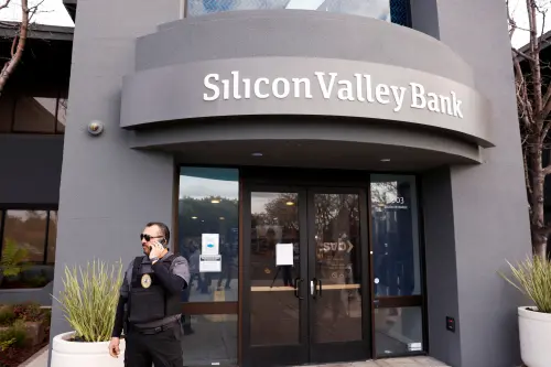 Former Parent of Silicon Valley Bank Cleared to Pursue $1.93 Billion FDIC Lawsuit