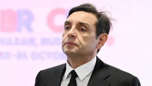 Deputy Prime Minister Accuses the West of Destabilizing Serbia Following Meeting with Russian Spy Chief