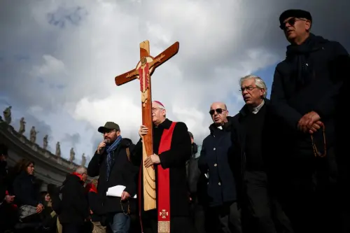 Pope Francis Experienced Isolated Breathing Crisis, Vatican Reports