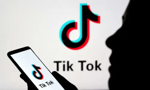 Trump Announces US Engaged in Talks with Four Parties Regarding TikTok Sale