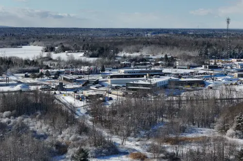 US to Begin Enforcing Visitor Registration Law for Canadians, According to NYT