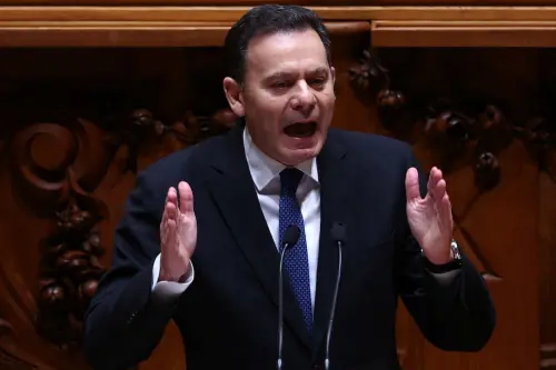 Portugal's Government Loses Confidence Vote, Election on the Horizon