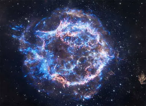 Connection Between Ancient Mass Extinctions and Nearby Supernova Explosions
