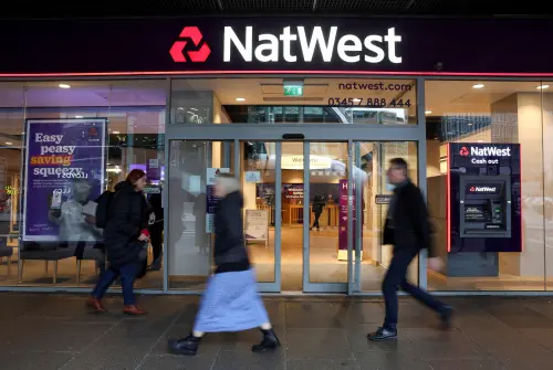 Britain Loses Top Investor Spot in NatWest After Recent Share Sale