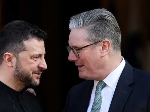 Starmer Urges Putin to Abandon Delaying Tactics as UK Hosts New Ukraine Allies Meeting