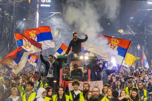Serbian Protesters Face Threat of Arrests in Belgrade