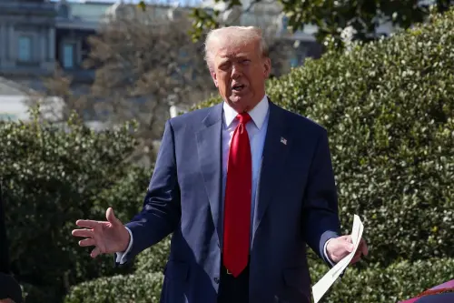 Judge Temporarily Halts Trump’s Utilization of War Powers Against Venezuelan Gang and Members