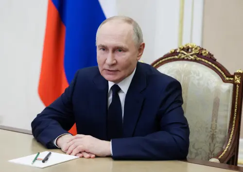 Putin to Speak with Trump via Phone on Tuesday, Confirms Kremlin