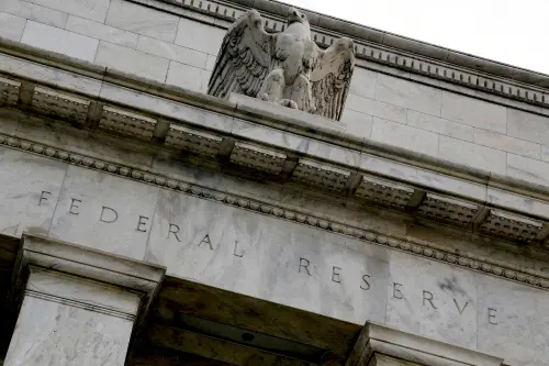 Wealthier Households' Reduced Spending Could Hinder Federal Reserve's Forecast