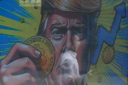 Fintech and Crypto Companies Pursue Bank Charters for Expansion