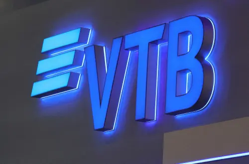 VTB CEO Announces End of VTB-Rosneft Deal for Zvezda Shipyard
