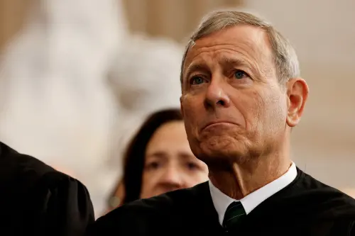 US Chief Justice Roberts Criticizes Trump's Assault on Judge