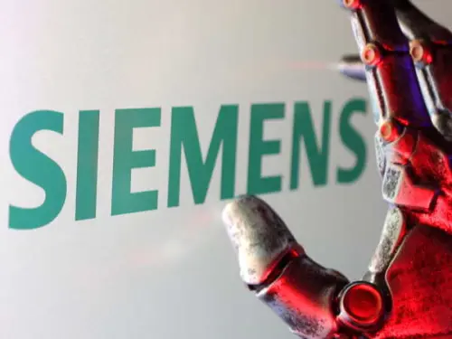 Siemens to Reduce Workforce by 6,000 in Automation and EV Charging Departments