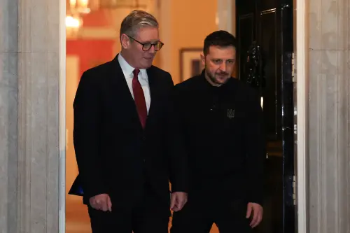 UK PM Starmer Discusses Ceasefire Progress with Ukraine's Zelenskiy