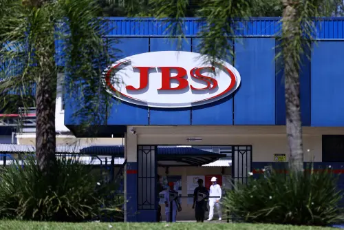 JBS' Dual Share Listing Pursuit Creates Dilemma for BNDES