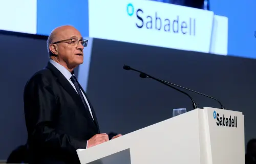 Sabadell urges Spanish government to ensure transparency in BBVA takeover bid