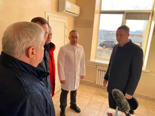 Ukraine Strikes Airfield Near Engels Strategic Bomber Base, According to Russian Officials