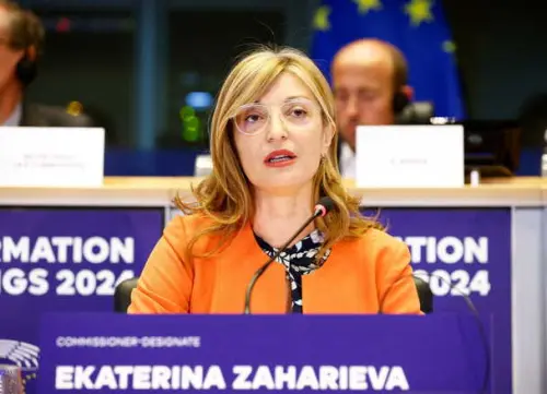 Europe Seeks to Attract US Researchers Amid Trump Funding Cuts: Politico