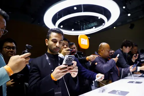 Xiaomi of China to Raise Up to $5.27 Billion Through Share Sale