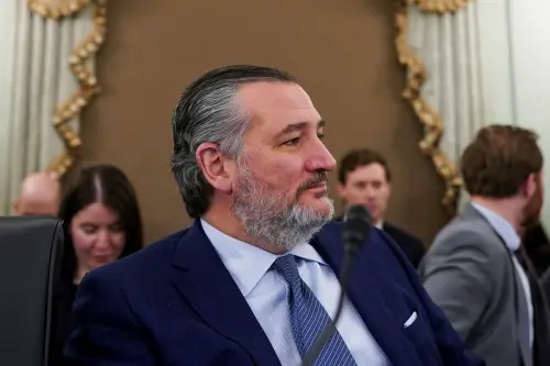 US Senator Calls for Investigation into Possible Chinese Interference in US Spectrum Initiatives