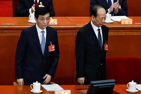 Chinese Leaders Swap Roles in Historic Communist Party Reshuffle