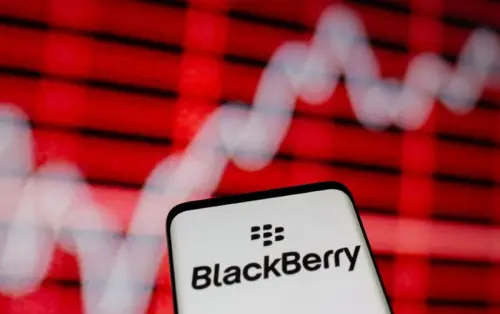 BlackBerry Projects Decline in Annual Revenue Amid Weak Cybersecurity Demand